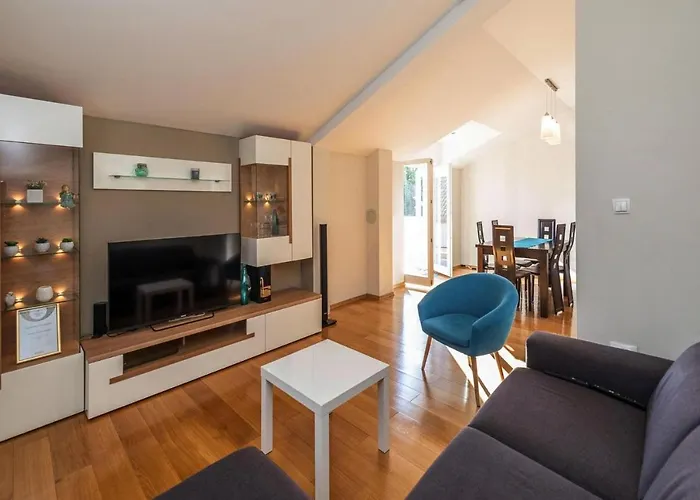Prázdninový dům Stone House In Near The Sea Petrcane