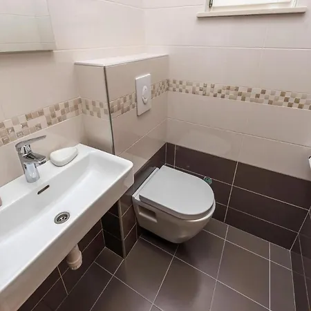 Stone House In Near The Sea * Petrcane